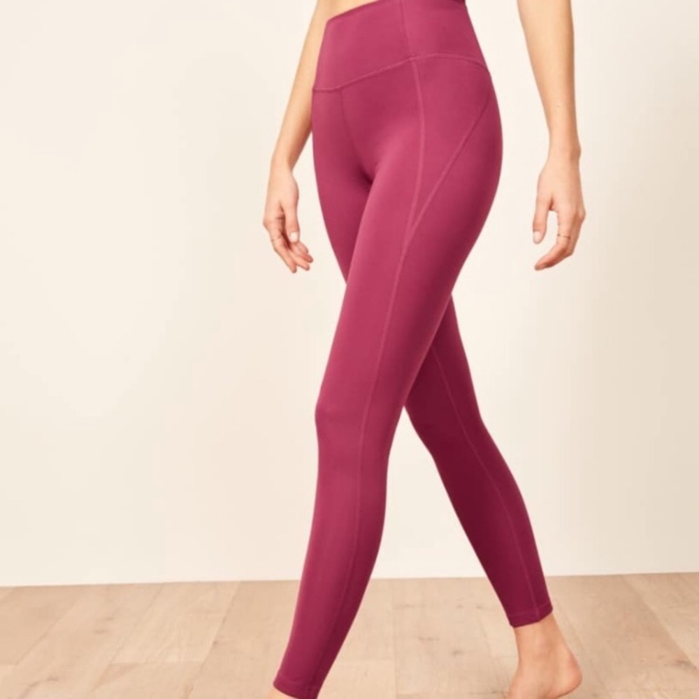 Girlfriend leggings